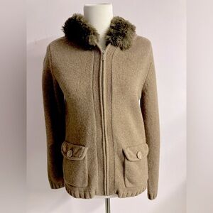 Women’s 100% Lamb’s Wool Zip Front Sweater Hoodie, Medium, Brown, Crazy Horse